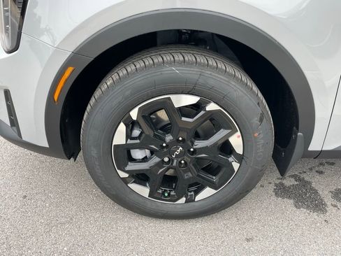 New 2026 Kia Sorento S AWD/4WD image 32