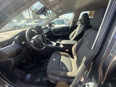 Used 2025 Toyota RAV4 XLE w/ Weather Package image 23