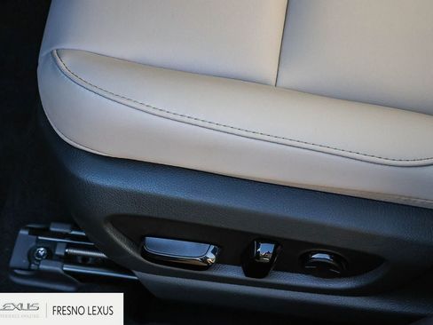 New 2026 Lexus UX 300h FWD image 21