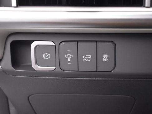 Used 2026 Hyundai Santa Fe SE FWD image 17