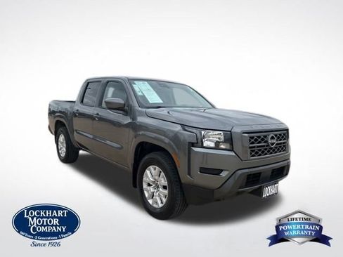 Used 2022 Nissan Frontier SV w/ Technology Package image 1