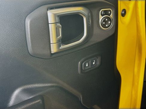 Used 2020 Jeep Wrangler Unlimited Sport S AWD/4WD image 17