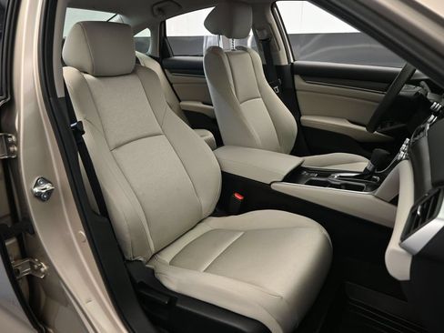 Used 2018 Honda Accord LX image 21