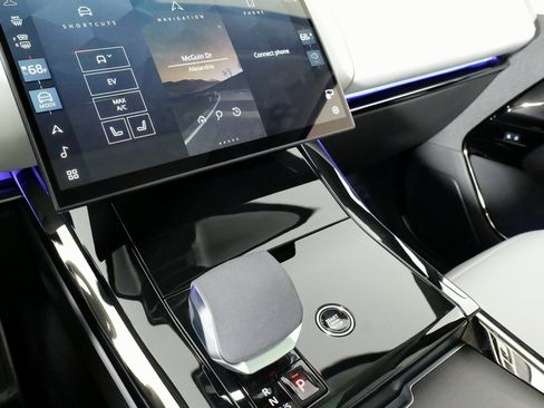 Used 2025 Land Rover Range Rover Sport Autobiography image 65