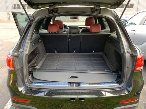 Used 2022 Mercedes-Benz GLC 300 4MATIC image 26