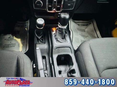 Used 2021 Jeep Wrangler Unlimited Sport image 37