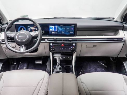 Used 2026 Hyundai Tucson SEL FWD image 5