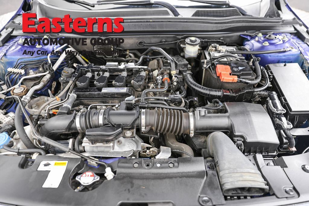 Used 2018 Honda Accord Sport image 9