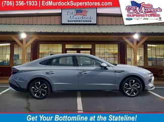 Used 2025 Hyundai Sonata SEL FWD video 1