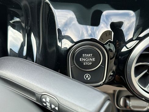 New 2026 Mercedes-Benz GLA 250 image 18