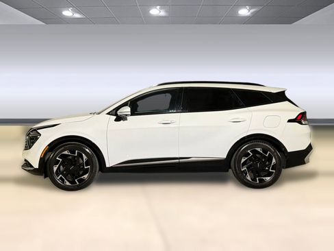 Used 2024 Kia Sportage SX image 2