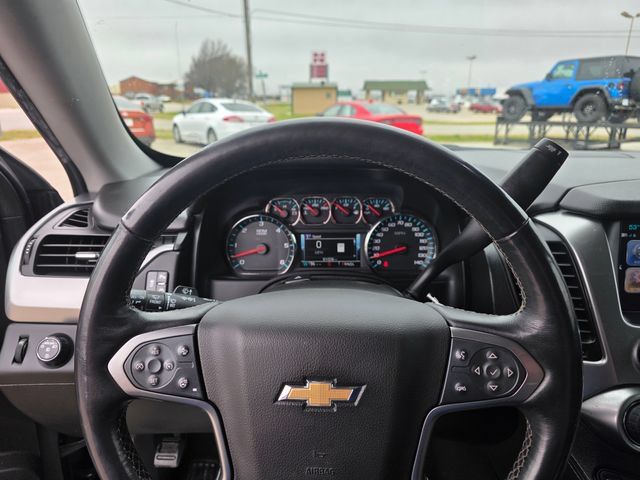 Used 2017 Chevrolet Suburban Premier AWD/4WD image 16