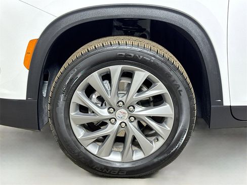 Used 2025 Buick Enclave Preferred image 31