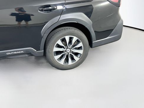 Used 2023 Subaru Outback Limited XT AWD/4WD image 31