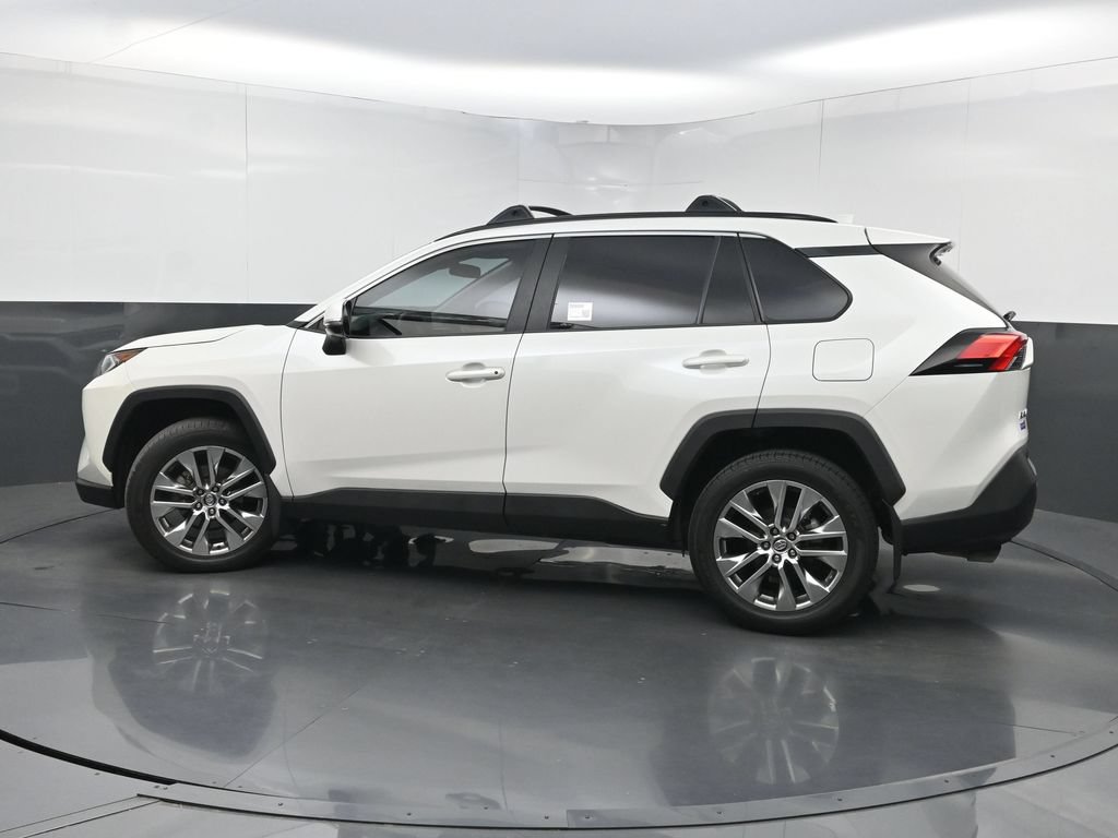 Used 2021 Toyota RAV4 XLE Premium FWD image 41