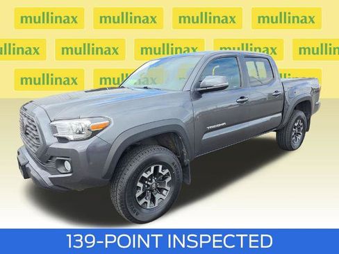 Used 2021 Toyota Tacoma TRD Off-Road AWD/4WD image 15