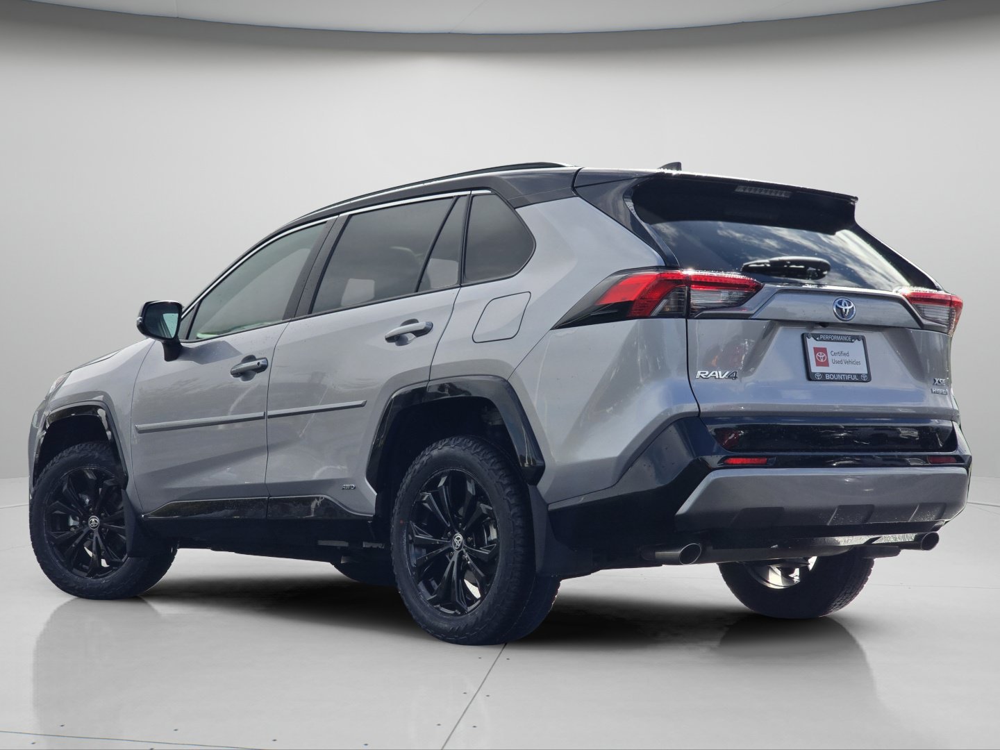 Certified 2024 Toyota RAV4 XSE w/ Weather Package AWD/4WD image 25