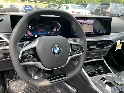 Used 2025 BMW 330i xDrive Sedan w/ Convenience Package image 12