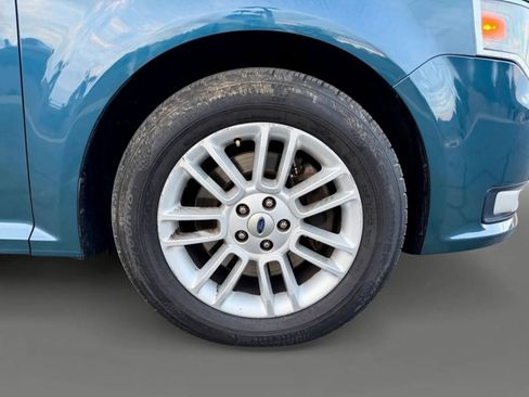 Used 2016 Ford Flex SEL image 25