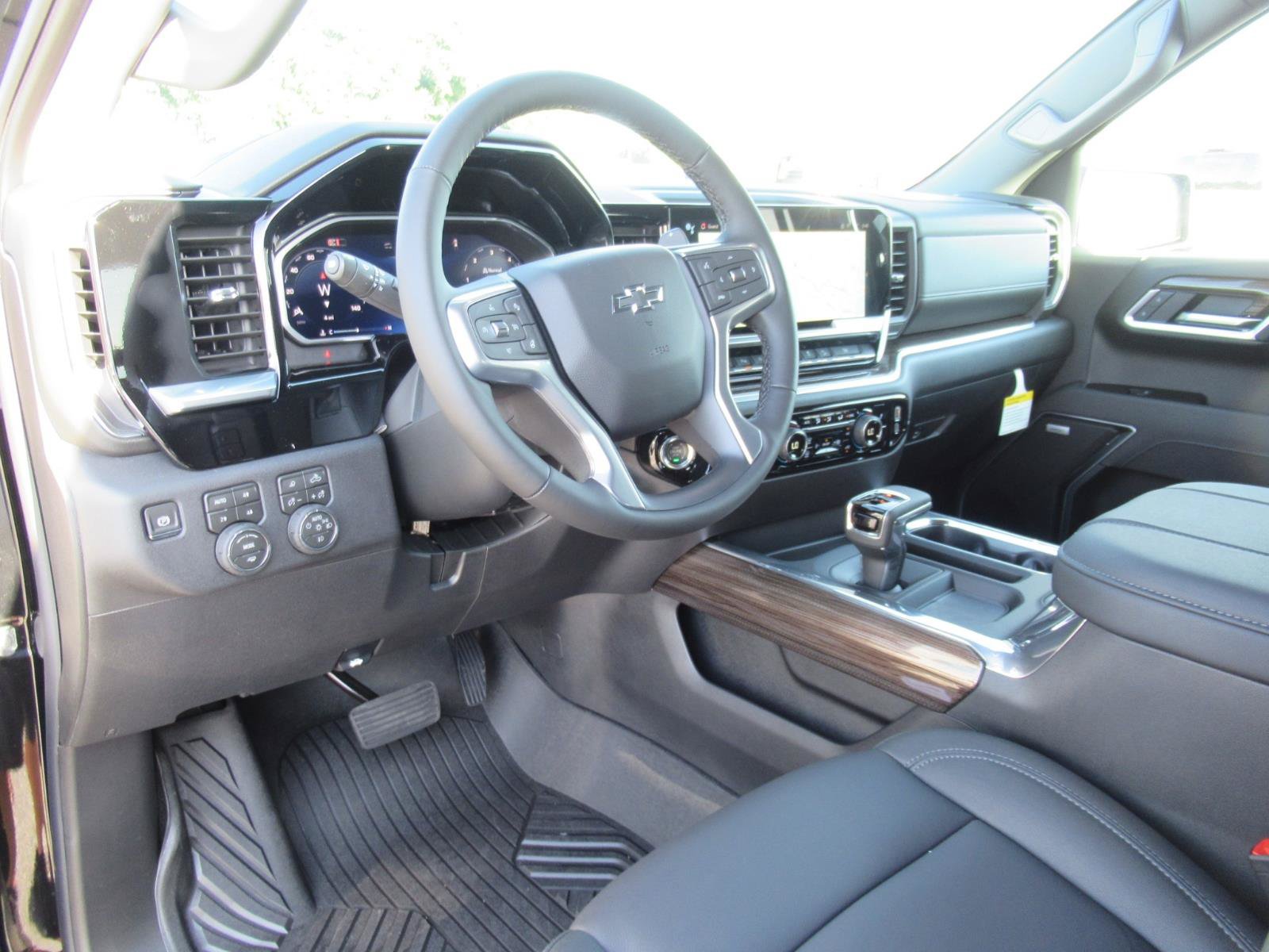 New 2026 Chevrolet Silverado 1500 RST w/ RST All Star Premium Package AWD/4WD image 18