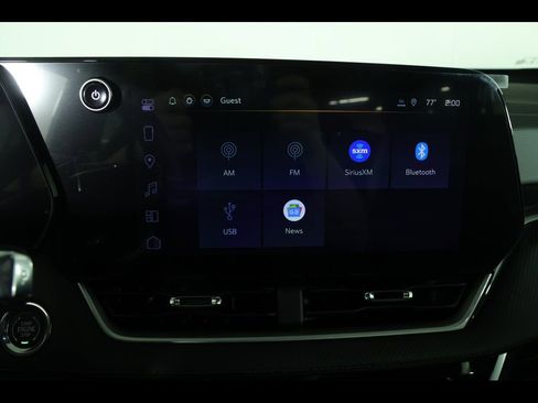 New 2026 Chevrolet Equinox LT w/ Convenience Package II FWD image 17