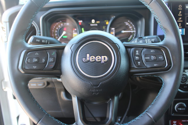 Used 2024 Jeep Wrangler Unlimited Rubicon 4xe AWD/4WD image 13