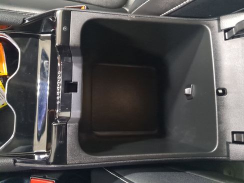 Used 2022 Jeep Grand Cherokee Limited 4xe image 17