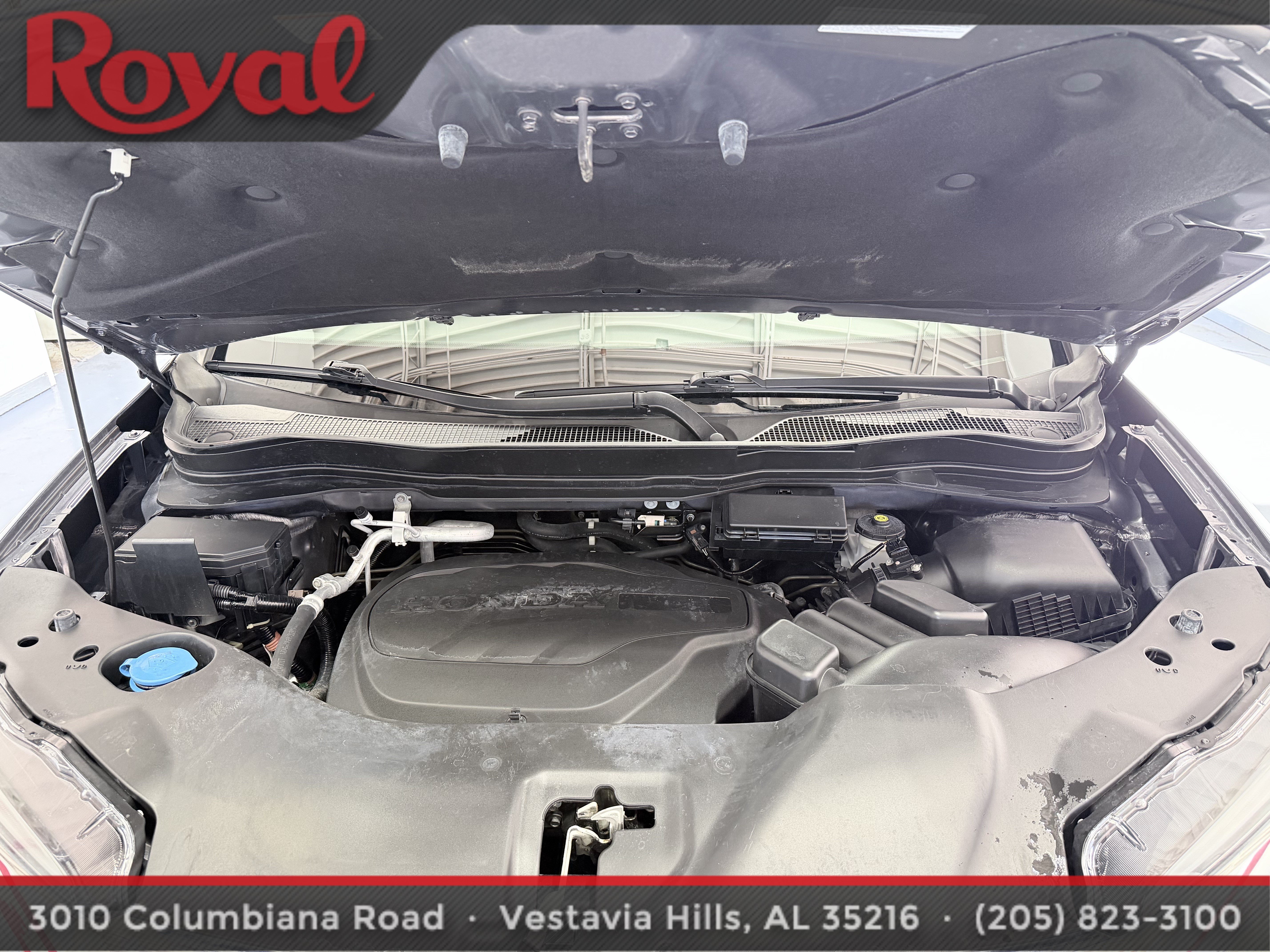Used 2021 Honda Pilot Touring image 9