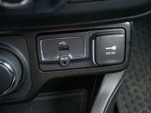 Used 2023 Jeep Renegade Limited w/ Sun/Sound Group image 32