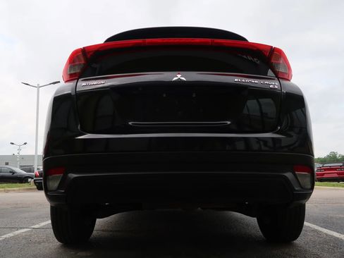 Used 2019 Mitsubishi Eclipse Cross ES image 10