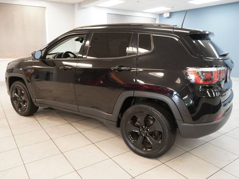 Used 2018 Jeep Compass Latitude w/ Popular Equipment Group AWD/4WD image 7