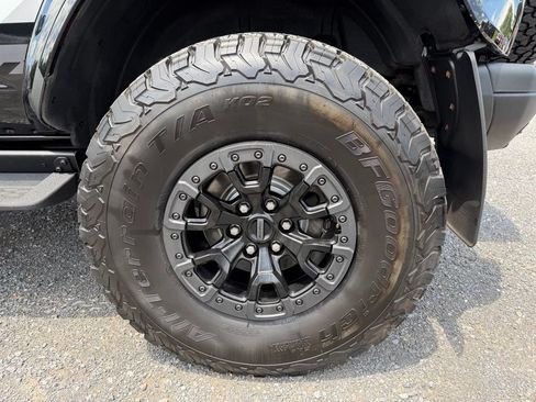 Used 2024 Ford Bronco Raptor w/ Interior Carbon Fibre Pack AWD/4WD image 16