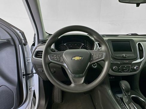Used 2023 Chevrolet Equinox LT FWD image 11