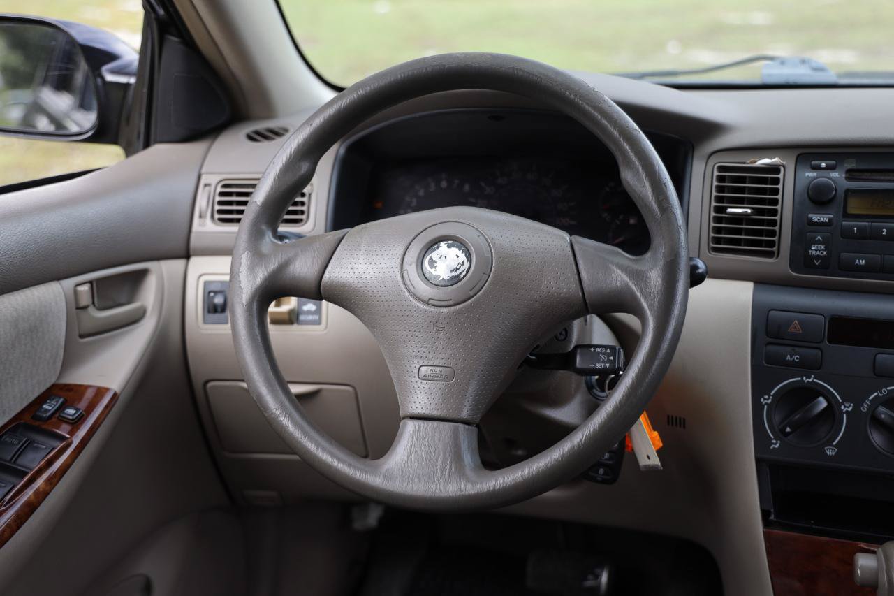 Used 2006 Toyota Corolla LE w/ Audio Value Pkg FWD image 29