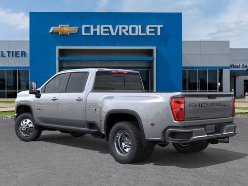 New 2026 Chevrolet Silverado 3500 LT AWD/4WD image 3