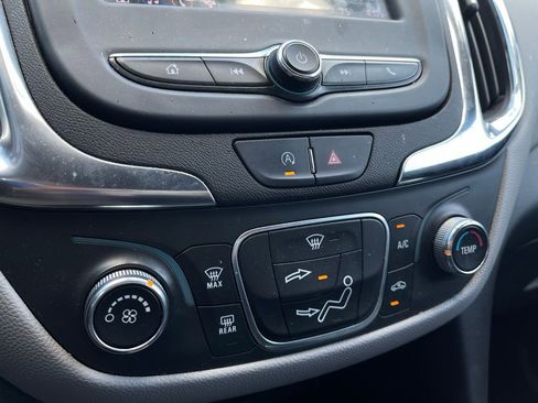 Used 2024 Chevrolet Equinox LS w/ LS Convenience Package image 12