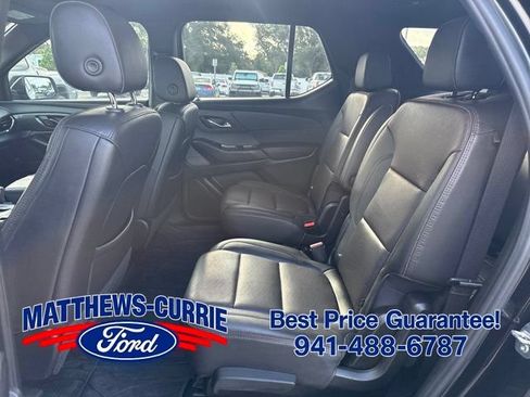 Used 2023 Chevrolet Traverse High Country AWD/4WD image 12