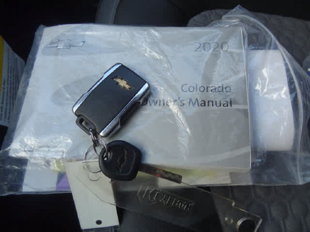 Used 2020 Chevrolet Colorado Z71 AWD/4WD image 34