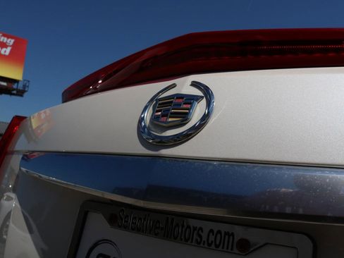 Used 2014 Cadillac XTS Premium FWD image 14