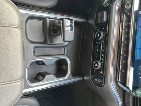 Used 2024 Chevrolet Silverado 1500 LT Trail Boss w/ Convenience Package II image 16