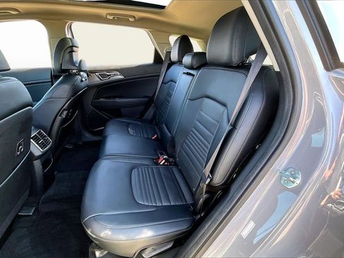 Certified 2023 Kia Sportage SX image 28