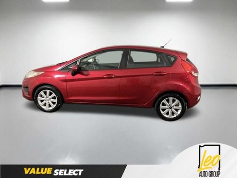 Used 2011 Ford Fiesta SE w/ 203A Rapid Spec Order Code FWD image 2