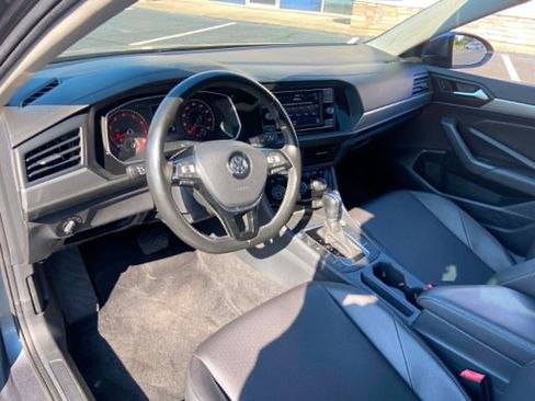 Used 2019 Volkswagen Jetta SE FWD image 8
