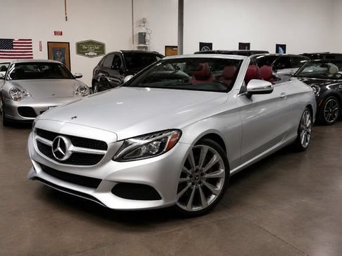 Used 2018 Mercedes-Benz C 300 Cabriolet image 2