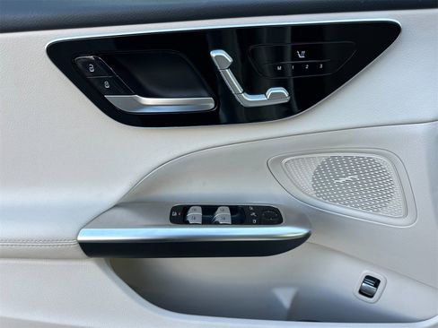 Certified 2025 Mercedes-Benz C 300 Sedan image 12