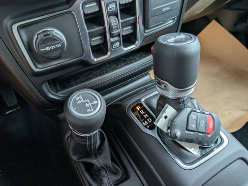 New 2025 Jeep Wrangler Sahara image 29