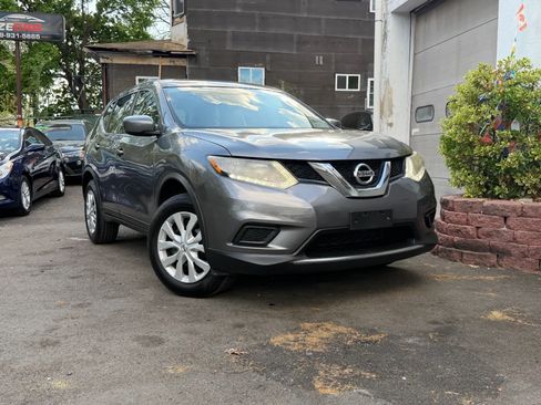 Used 2016 Nissan Rogue S AWD/4WD image 14