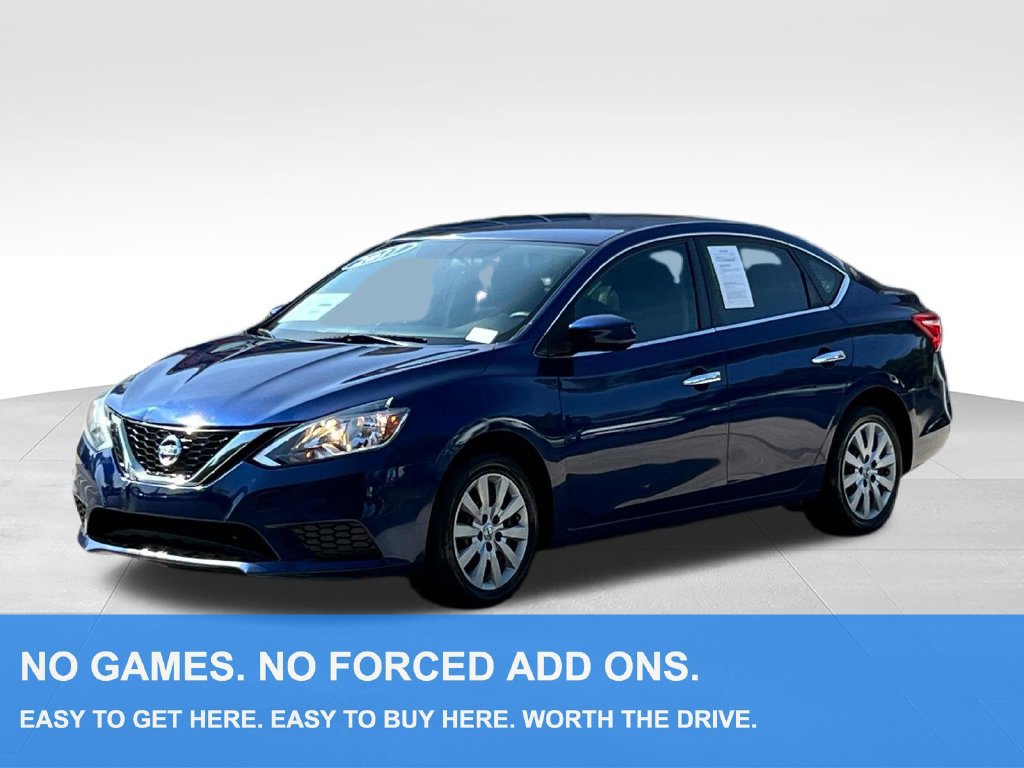 Used 2017 Nissan Sentra S FWD image 1