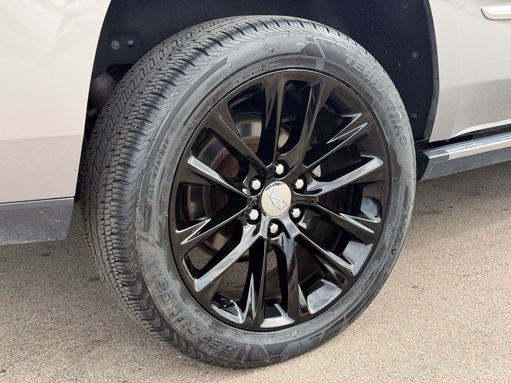 Used 2017 Cadillac Escalade Premium Luxury AWD/4WD image 28