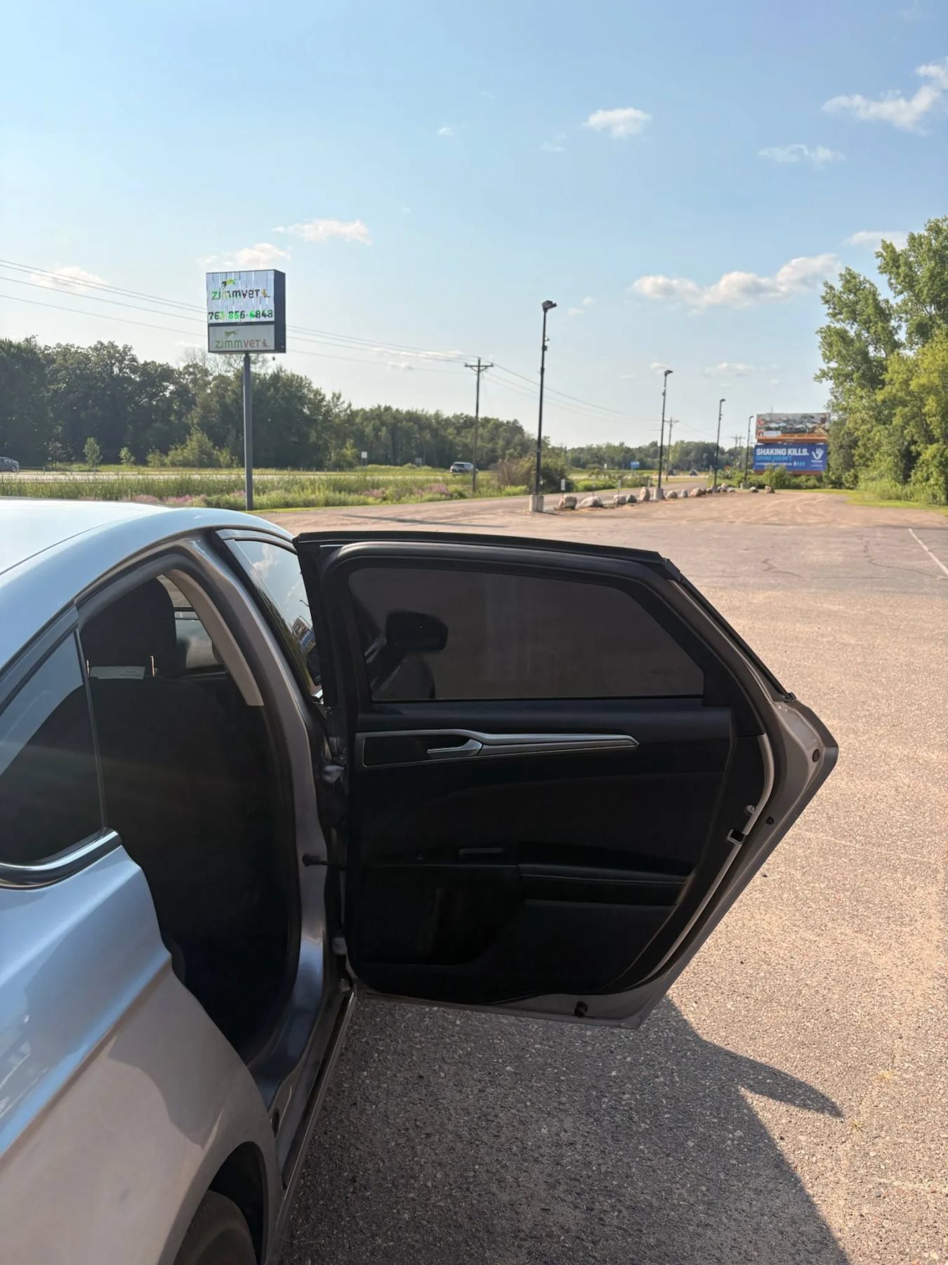 Used 2020 Ford Fusion SE FWD image 26